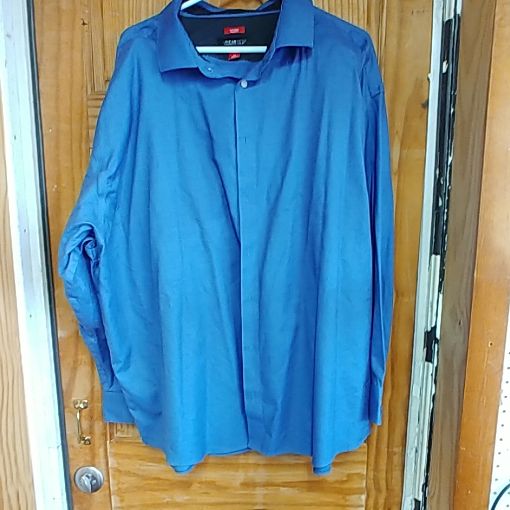 Men's big and tall dress shirt